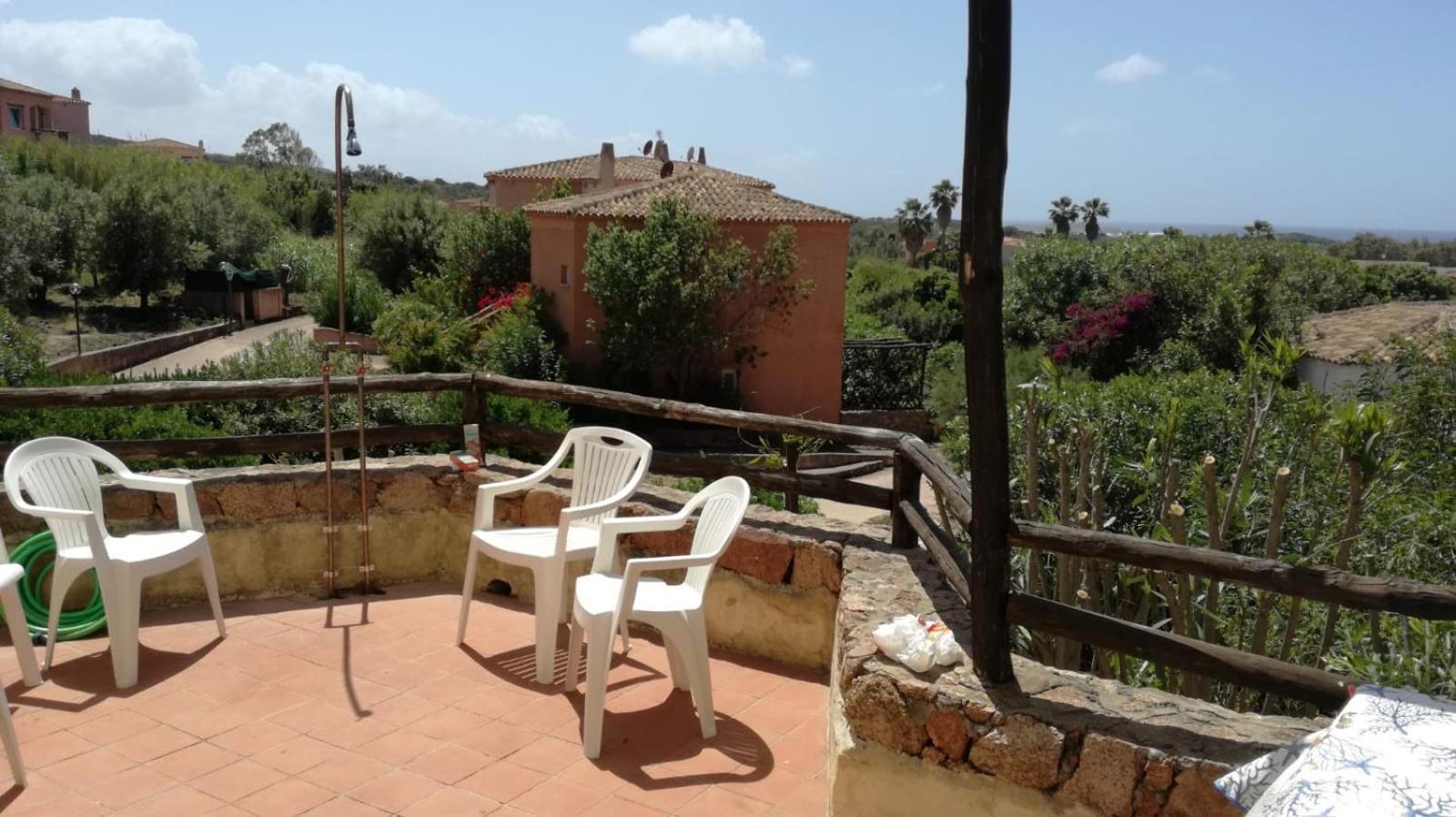 Residence Mariagiovanna e Elvira Isola Rossa Esterno foto